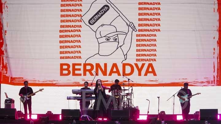 Profil Bernadya, Solois yang Sedang Digandrungi