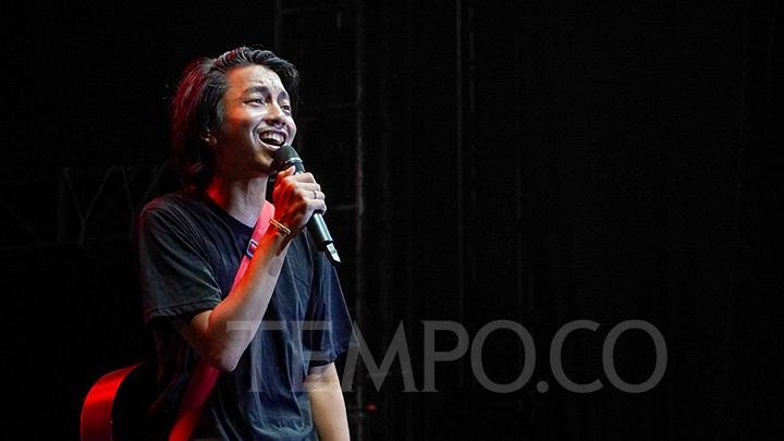 Fiersa Besari Rehat dari Musik Mulai 2025, Faktor Kelelahan kemudian juga Keluarga Jadi Alasan Utama