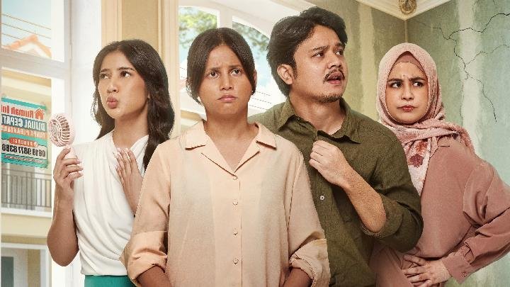 Alur Cerita Film Home Sweet Loan yang mana dimaksud Angkat Kisah Generasi Sandwich