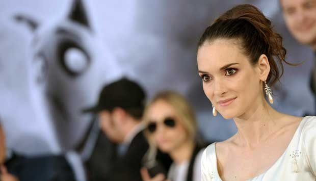 Winona Ryder Ungkap Pernah Jadi Korban Pelecehan Seksual dalam tempat Hollywood