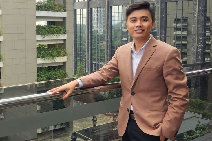 Influencer Tampan Ini adalah adalah Maju Berbisnis Lewat Online Shop