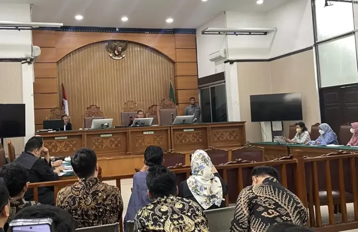 Paman Birin Memenangkan Praperadilan Lawan KPK, Status Tersangkanya Dicabut