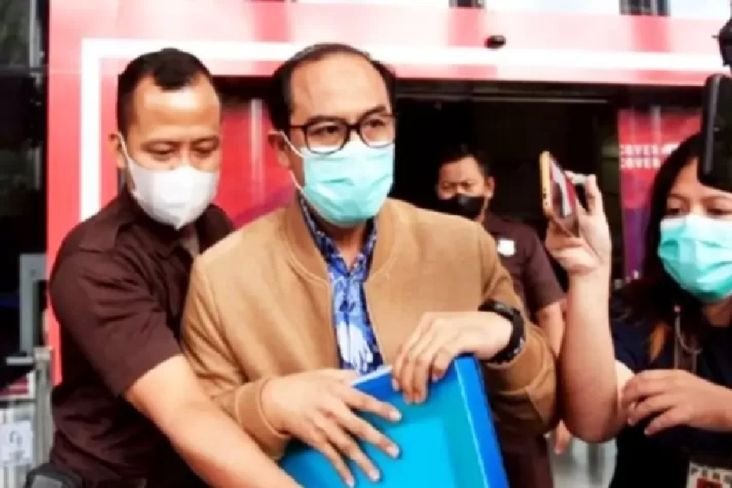 Hukuman Hakim Agung Nonaktif Gazalba Saleh Ditambah Jadi 12 Tahun Penjara