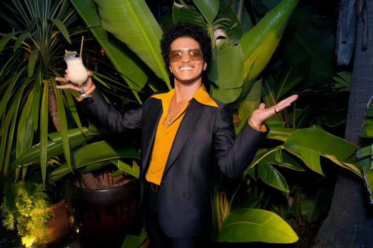 Bruno Mars Klarifikasi Rumor Terlilit Utang Judi Rp811 Miliar