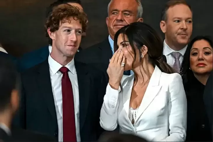 Reaksi Lauren Sanchez menghadapi Komentar Belahan Dadanya yang dimaksud Dilirik Mark Zuckerberg, Kasih Like pada Instagram