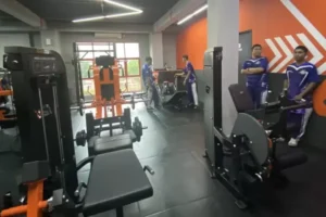 Rekomendasi Tempat Gym Keluarga dengan Layanan Khusus untuk Lansia kemudian juga Anak-anak