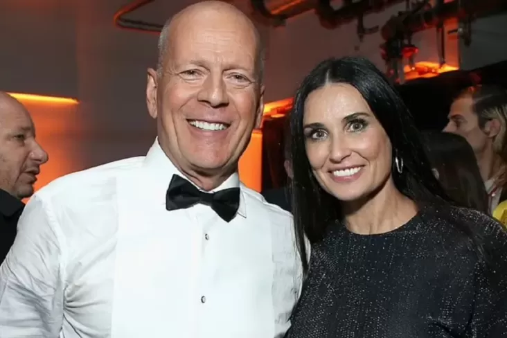 Demi Moore Beri Cinta pada Tengah Perjuangan Bruce Willis Melawan Demensia Langka