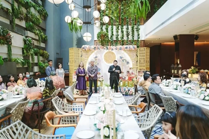 Rekomendasi 5 Kafe di Ibukota Indonesia untuk Wedding Venue yang mana digunakan Elegan kemudian juga Berkelas